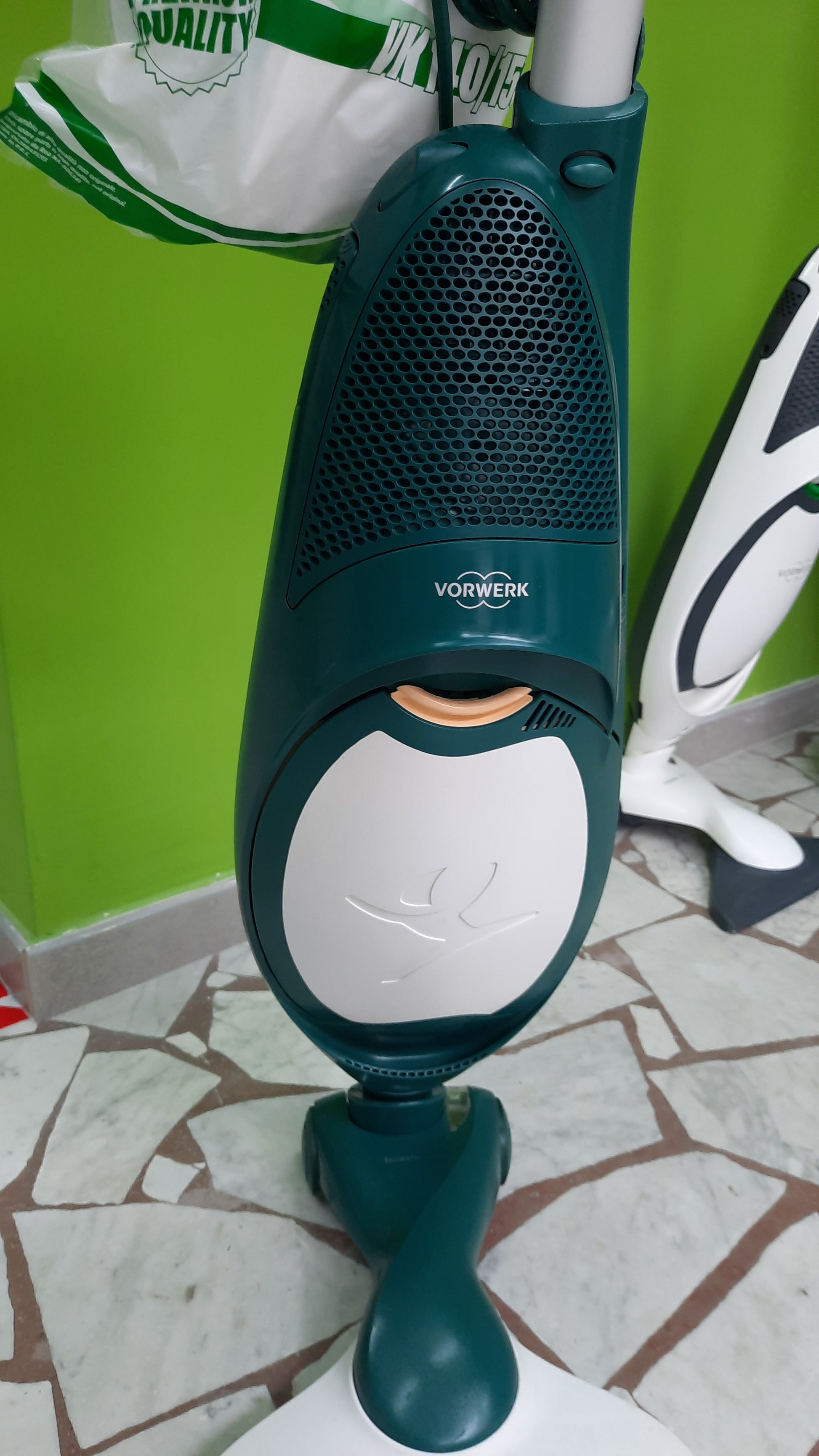 Folletto Vk140 - DGFOLLETTO SERVICE